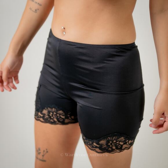 Vintage Black Lace Bloomer Lingerie Shorts - Picture 6 of 7